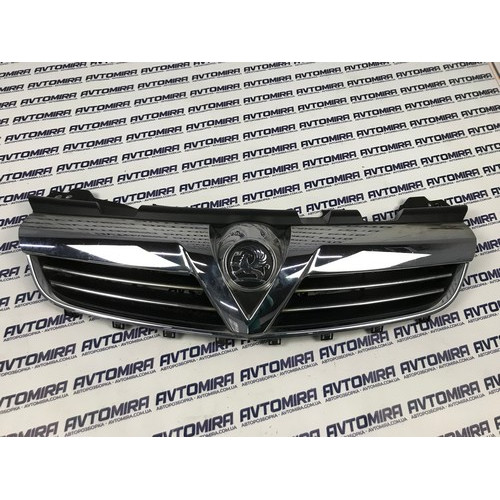 Решітка радіатора Opel Zafira B 2008-2011 13247331